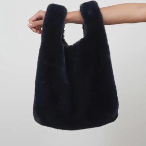 JAKKE faux fur bag